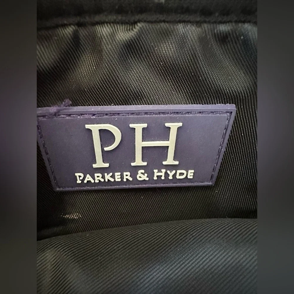 Parker & Hyde Queen Bee Crossbody Bag – Navy Perforated w/ Stripe Strap